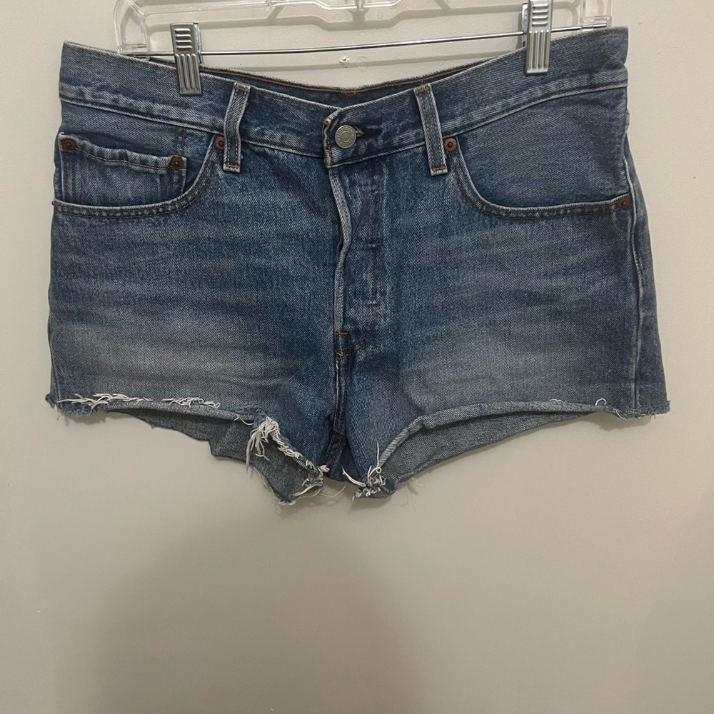 Levi shorts
